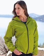 EB501 Ladies packable wind jacket in light green
